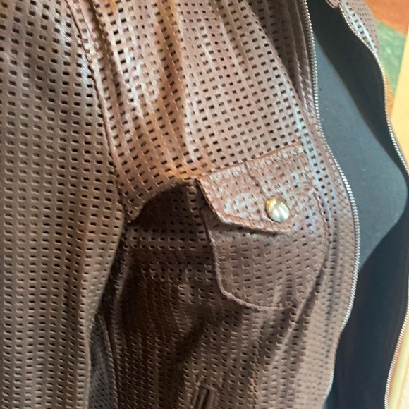 This is a authentic Dolce & GaBBANA leather jacket the color is chocolate brown - Picture 10 of 10